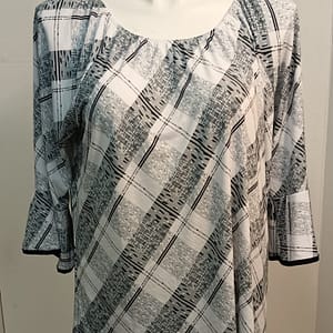 2X(18W/20W) Elie McCarthy Woman Top