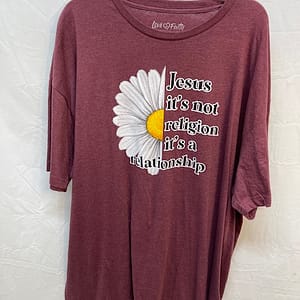 3X(22W/24W) Love in Faith T-shirt.