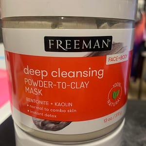 Freeman Powder to Clay Mask